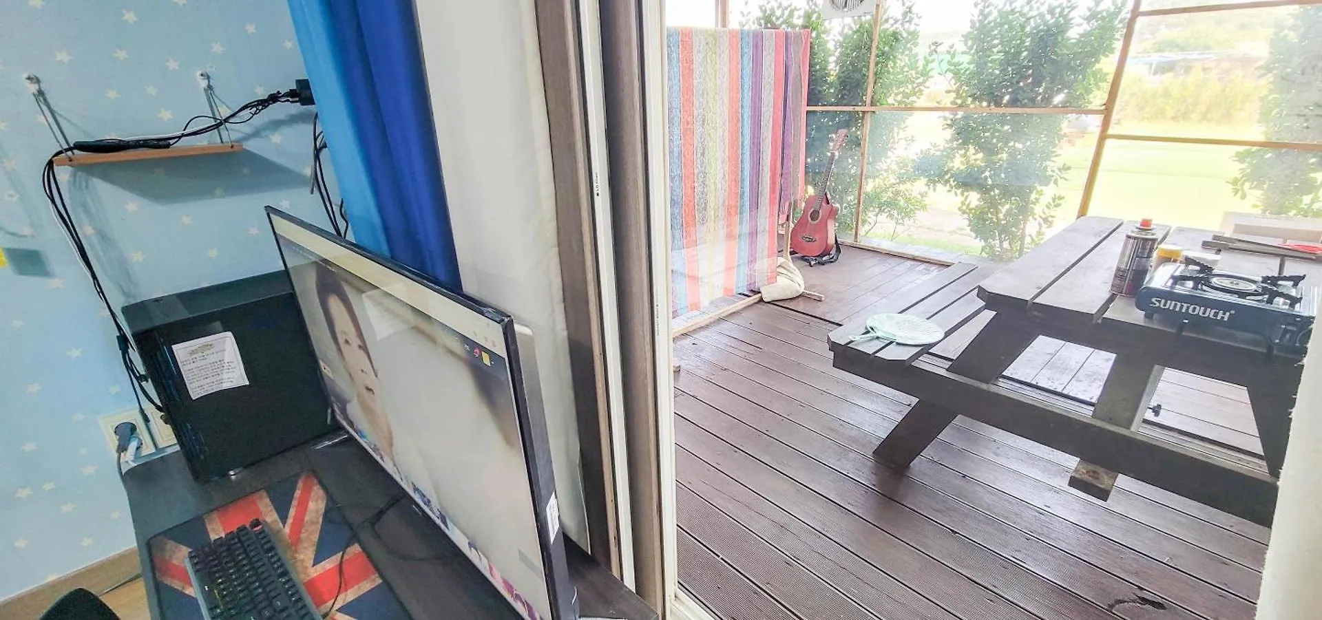 Jun Live Pension In Gangwha Kuk-ch'on ゲストハウス