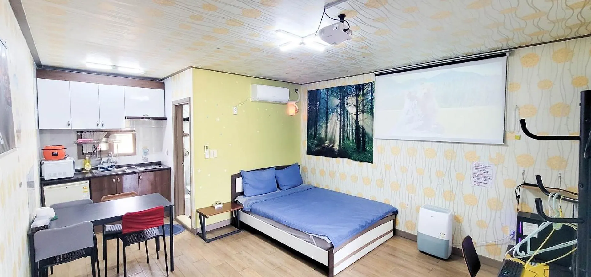 Jun Live Pension In Gangwha Kuk-ch'on 3*,