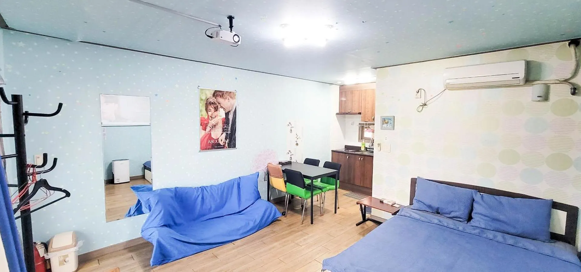 Jun Live Pension In Gangwha Kuk-ch'on 3*,