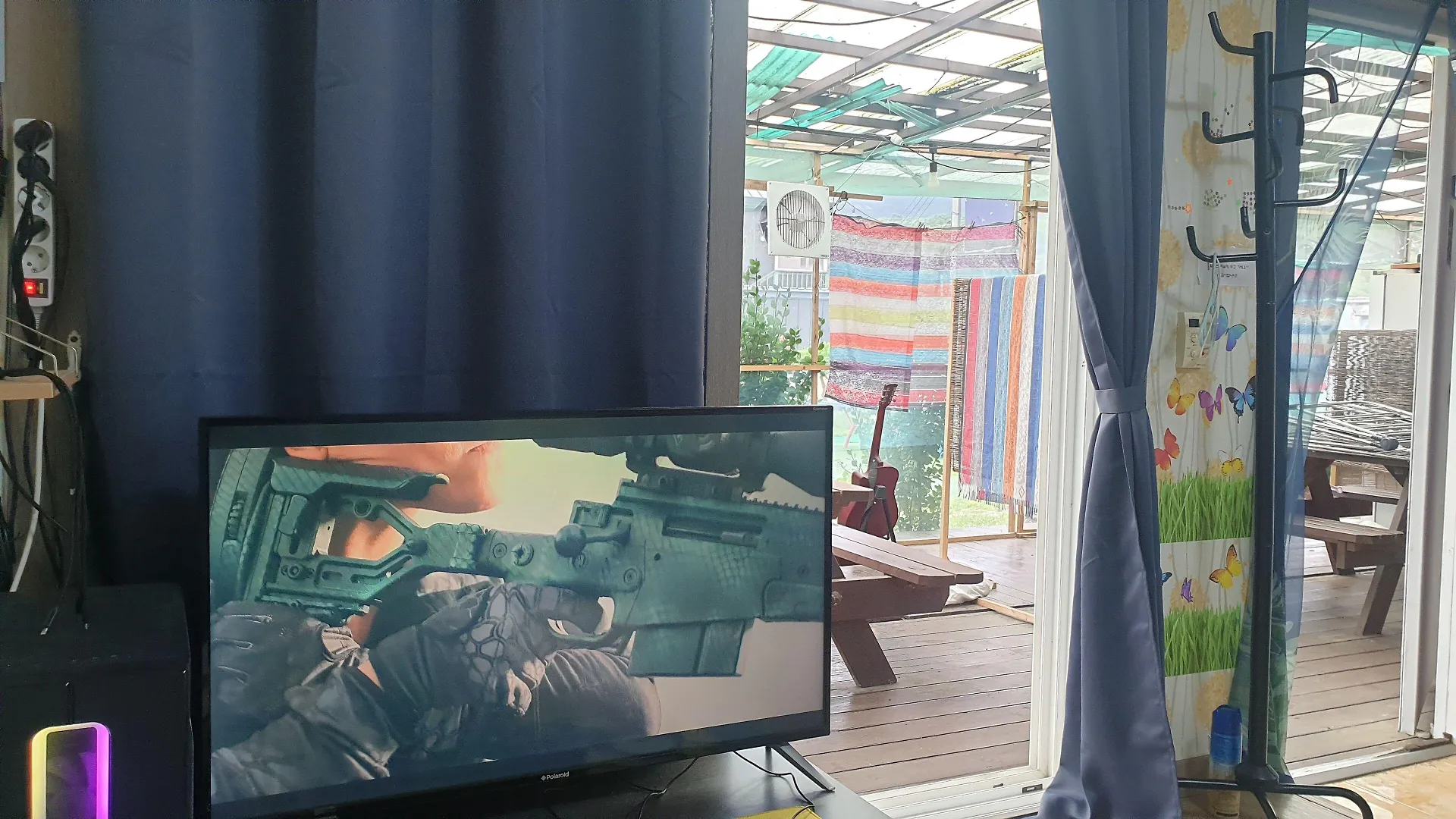 Jun Live Pension In Gangwha Kuk-ch'on 3*,